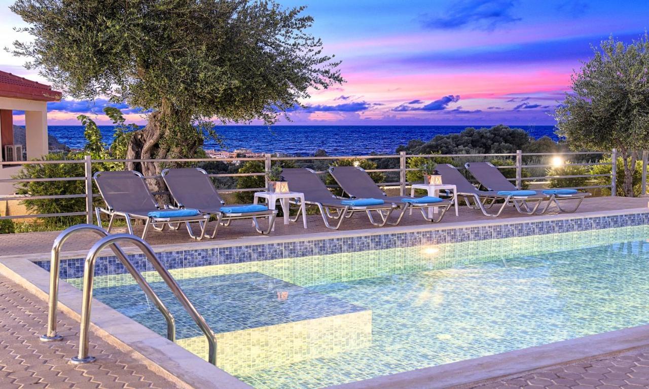 Aqua Blue Villas With Heated Pool Mathés Dış mekan fotoğraf